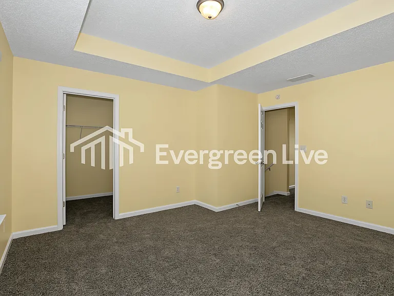 240 Shenandoah Dr — Photo 7