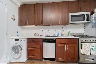 Rented by Living New York