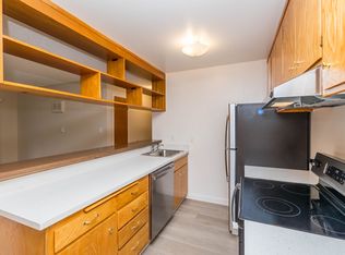 169 Santa Rosa, Oakland, CA 94610