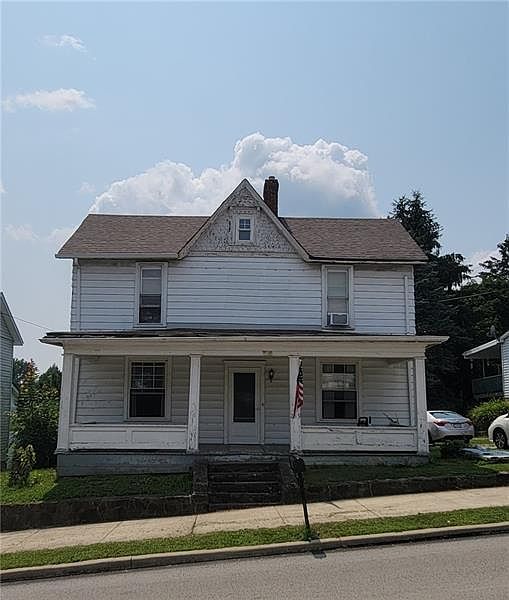 1st image of 239 Wayne St