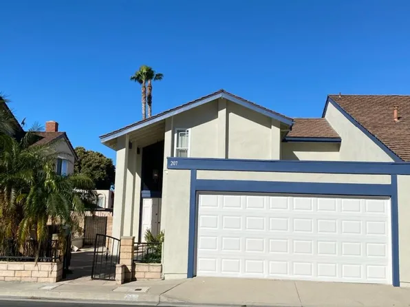 207 Los Padres Ln, Placentia, CA 92870