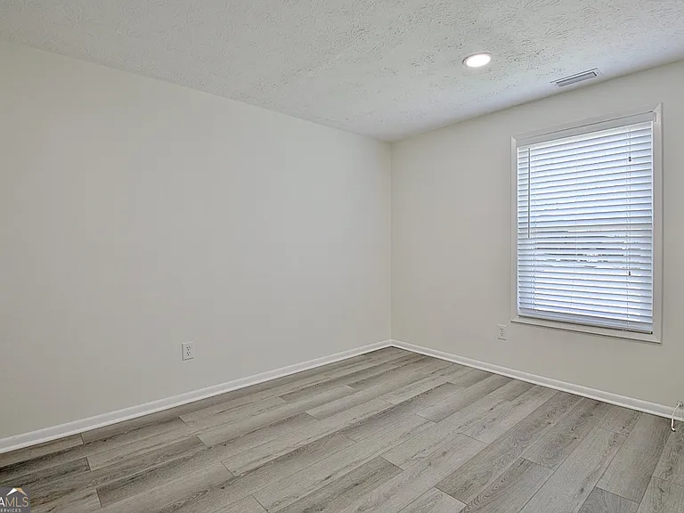 103 Bay Point — Photo 41