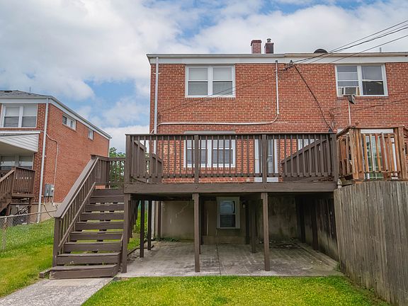 3rd image of 7416 Saint Patricia Ct