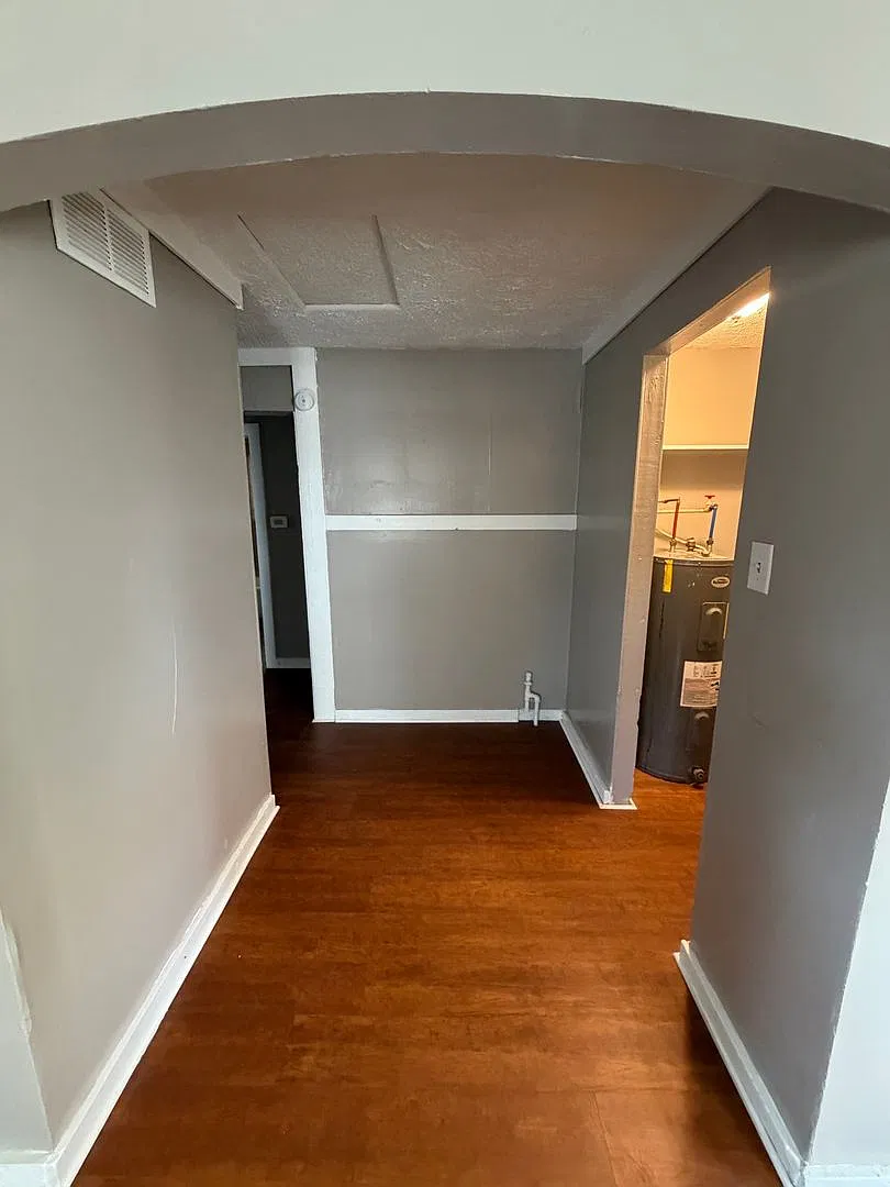 Cozy 3 Bedroom — Photo 4