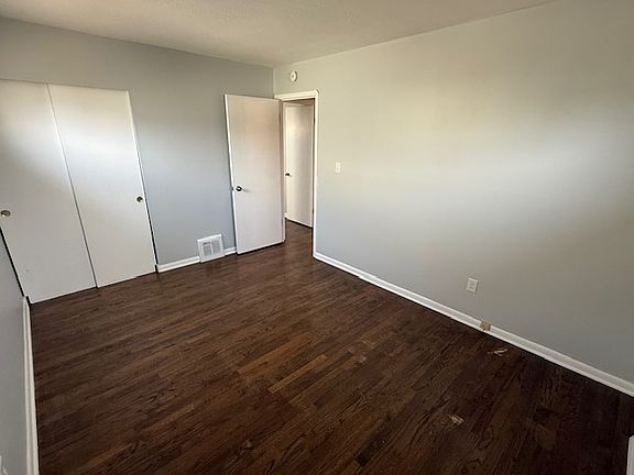 4th image of 5790 Robert Dr