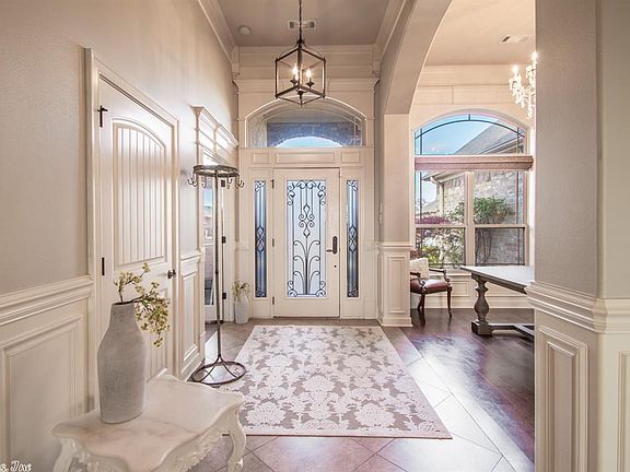 4th image of 8608 Breakwater Ct
