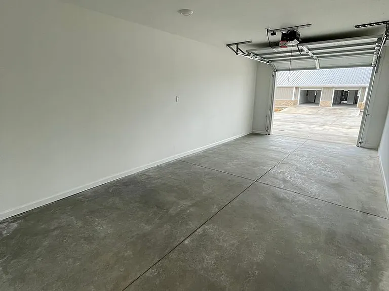 432 E James Dr — Photo 7
