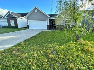 112 Scarlet Oaks Ct, Dothan, AL 36301