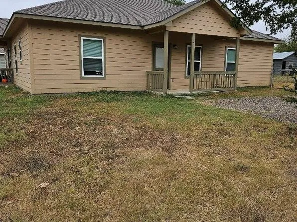 424 Avenue D #A, Lexington, TX 78947