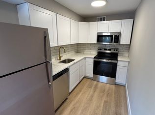 729 Lepere Ave APT D, Saint Louis, MO 63132