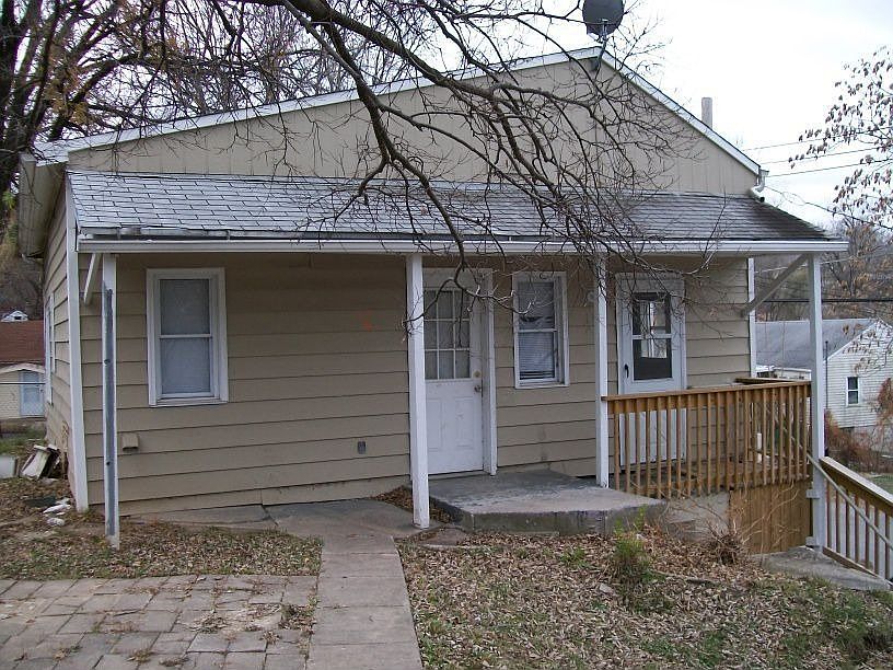 1st image of 8900 E Thompson Ave