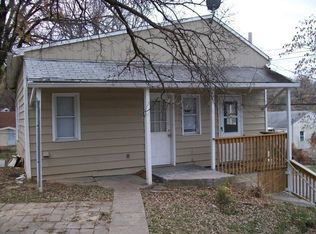 8900 E Thompson Ave, Independence, MO 64053