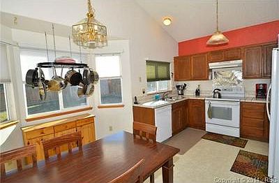 Kitchen with eat in area