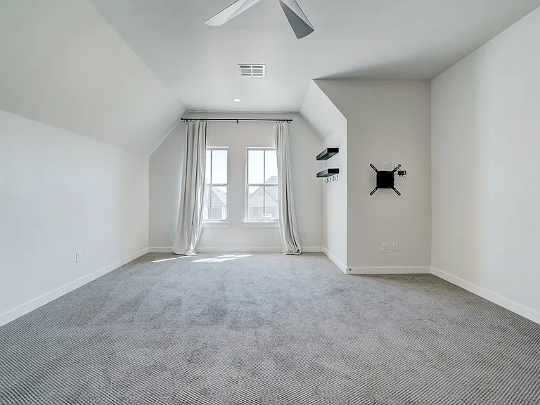 101 Pont Neuf Ct — Photo 38