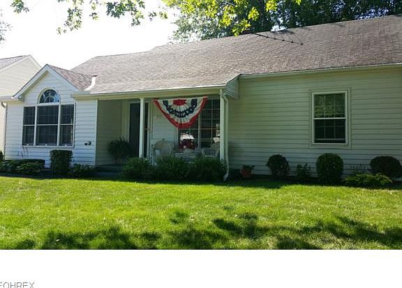 2nd image of 2454 N Jefferson Blvd