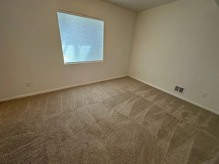 7226 Rim Bluff Ln — Photo 4