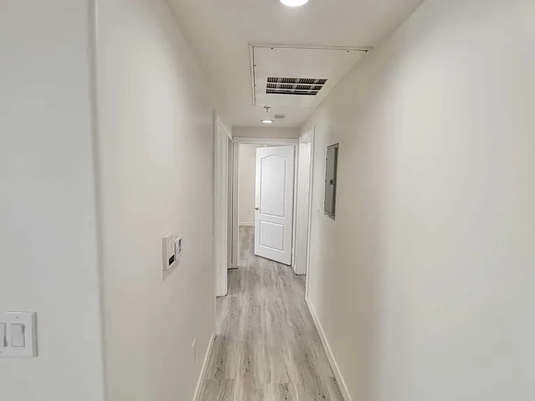 Fruitland Dr — Photo 15
