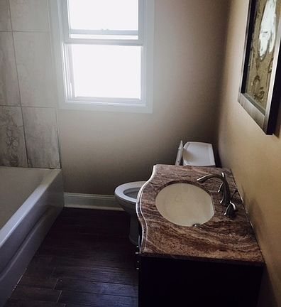 5th image of 12056 S La Salle St #1