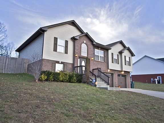 2nd image of 1345 Mountain Way