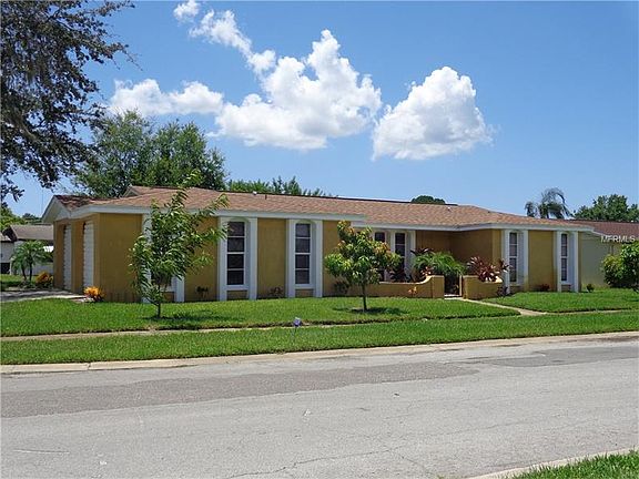 2nd image of 2141 Sugarbush Dr