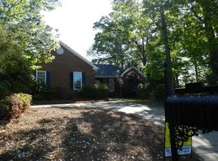 185 Meadow Creek Ln, Athens, GA 30605