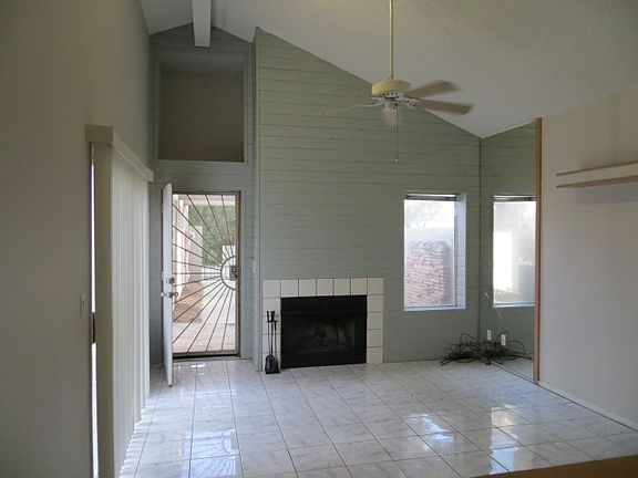 5th image of 3212 E Kelton Ln Unit 101