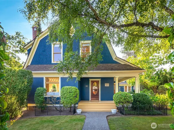 322 AVENUE D, Snohomish, WA 98290