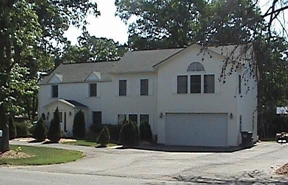 Circular driveway
