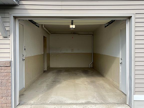 3rd image of 6070 E Fieldstone Hills Dr SE Unit 2