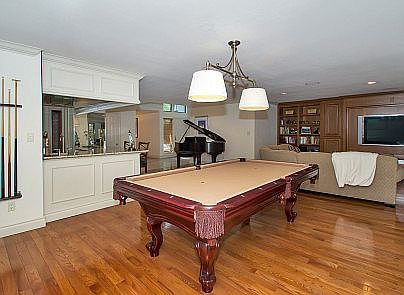 5th image of 305 Vista Dr