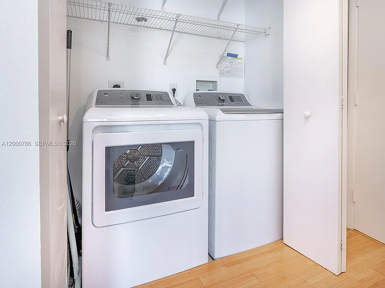 1330 West Ave #711 — Photo 9