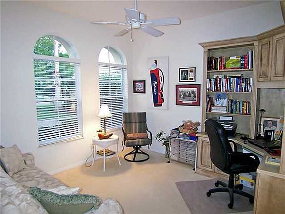 5th image of 3690 NW Royal Oak Dr