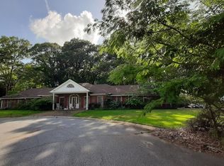 1210 Willowbrook Ln, Austell, GA 30106