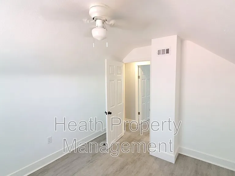 1735 25th St S #1 — Photo 17