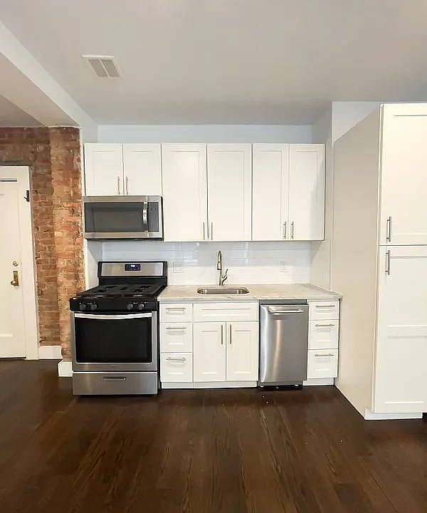 2nd image of 1782 Bay Ridge Pkwy #7