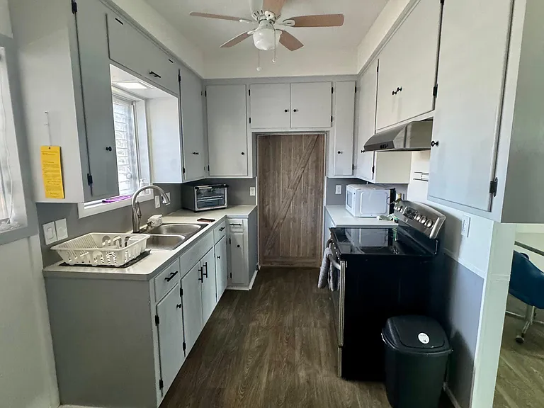 1305 Aswan Dr — Photo 4