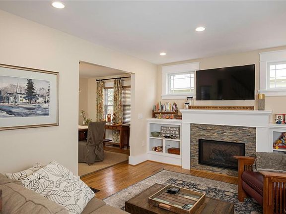 3rd image of 23 N Willow St