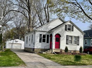 911 13th Ave, Green Bay, WI 54304