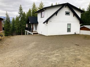 3040 Cedar Dr, Columbia Shuswap, BC V0E 2W2