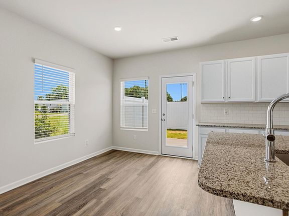 4th image of 315 Parksville Pl Lot 64