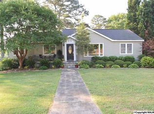 2717 Hilltop Cir, Gadsden, AL 35904