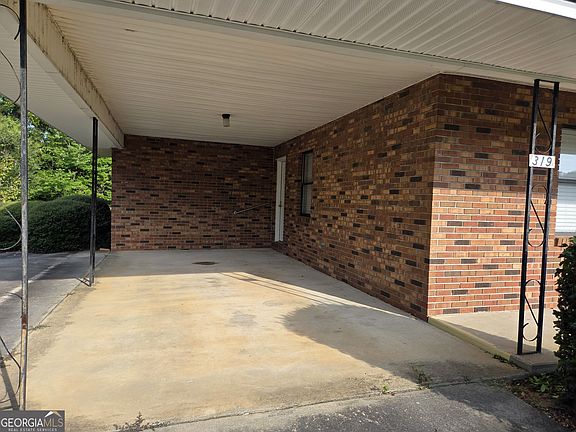 3rd image of 319 Randolph Dr