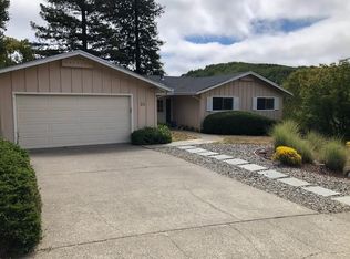 24 Underhill Rd, Mill Valley, CA 94941