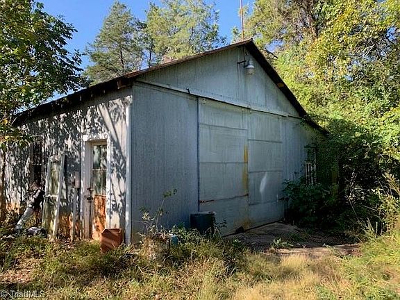 3rd image of 8240 Mina Crews Ln