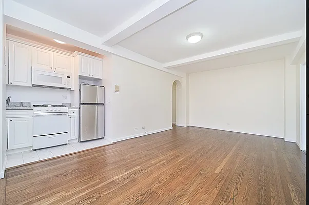 Rented by Living New York | media 4