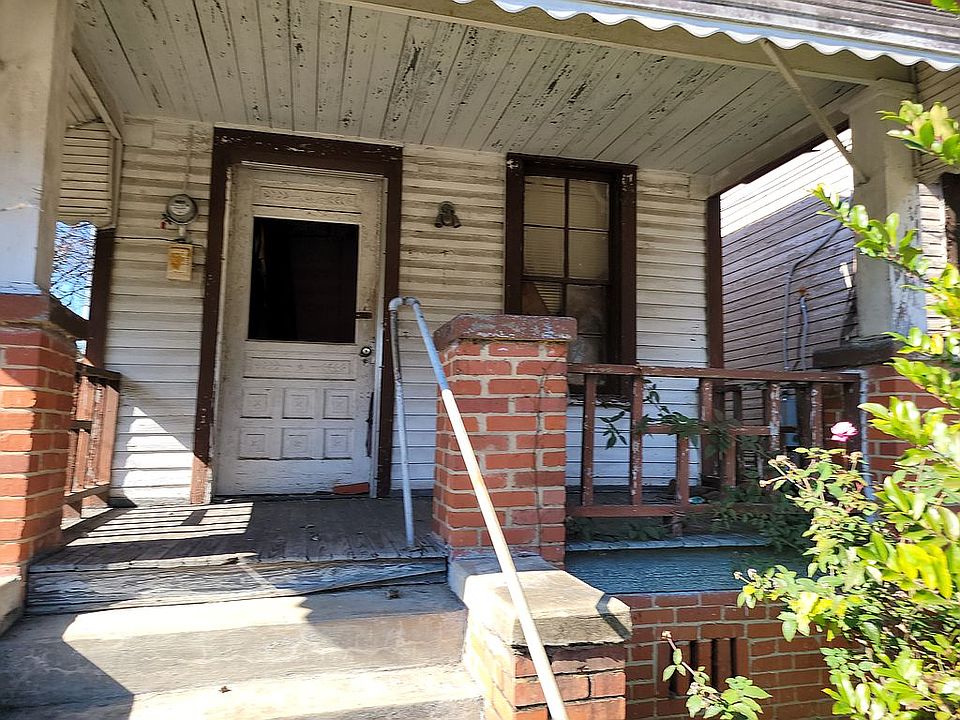 2nd image of 518 Shepard St