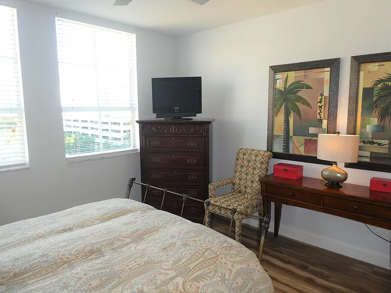 600 S Dixie Hwy #752 — Photo 12