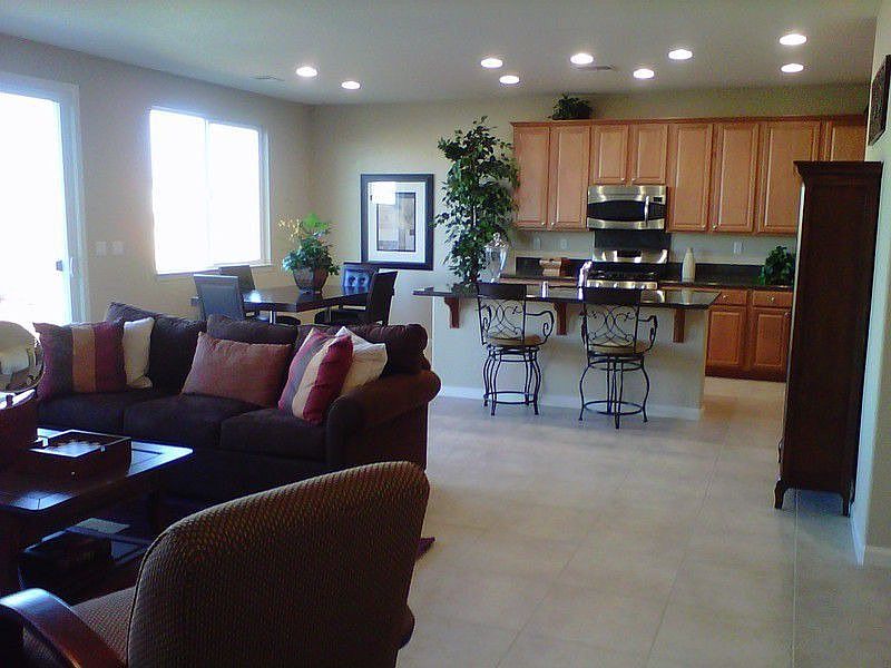2nd image of 12039 Country Garden Dr