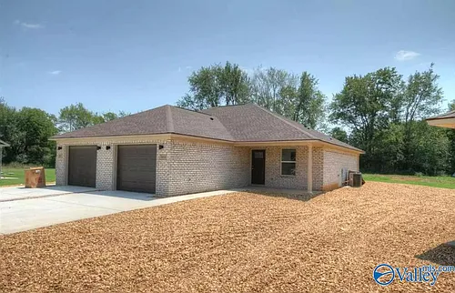 100 NE Kaleigh Paige Cir #A Photo 1