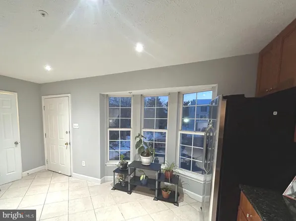 17930 Cottonwood Ter, Gaithersburg, MD 20877